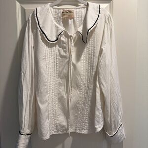 Long Sleeve Collared Blouse